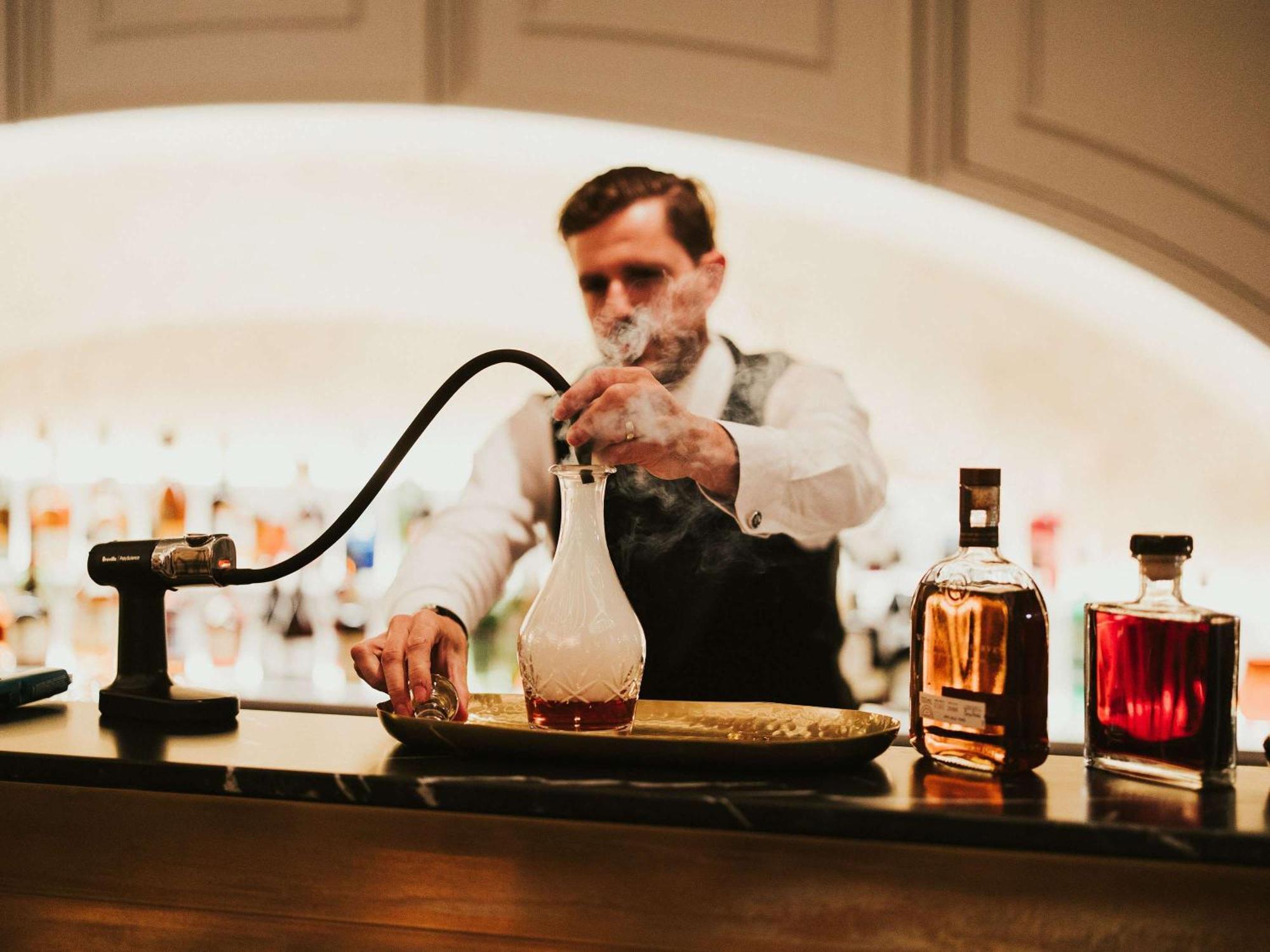 The Playford Adelaide - Mgallery מראה חיצוני תמונה A bartender at work