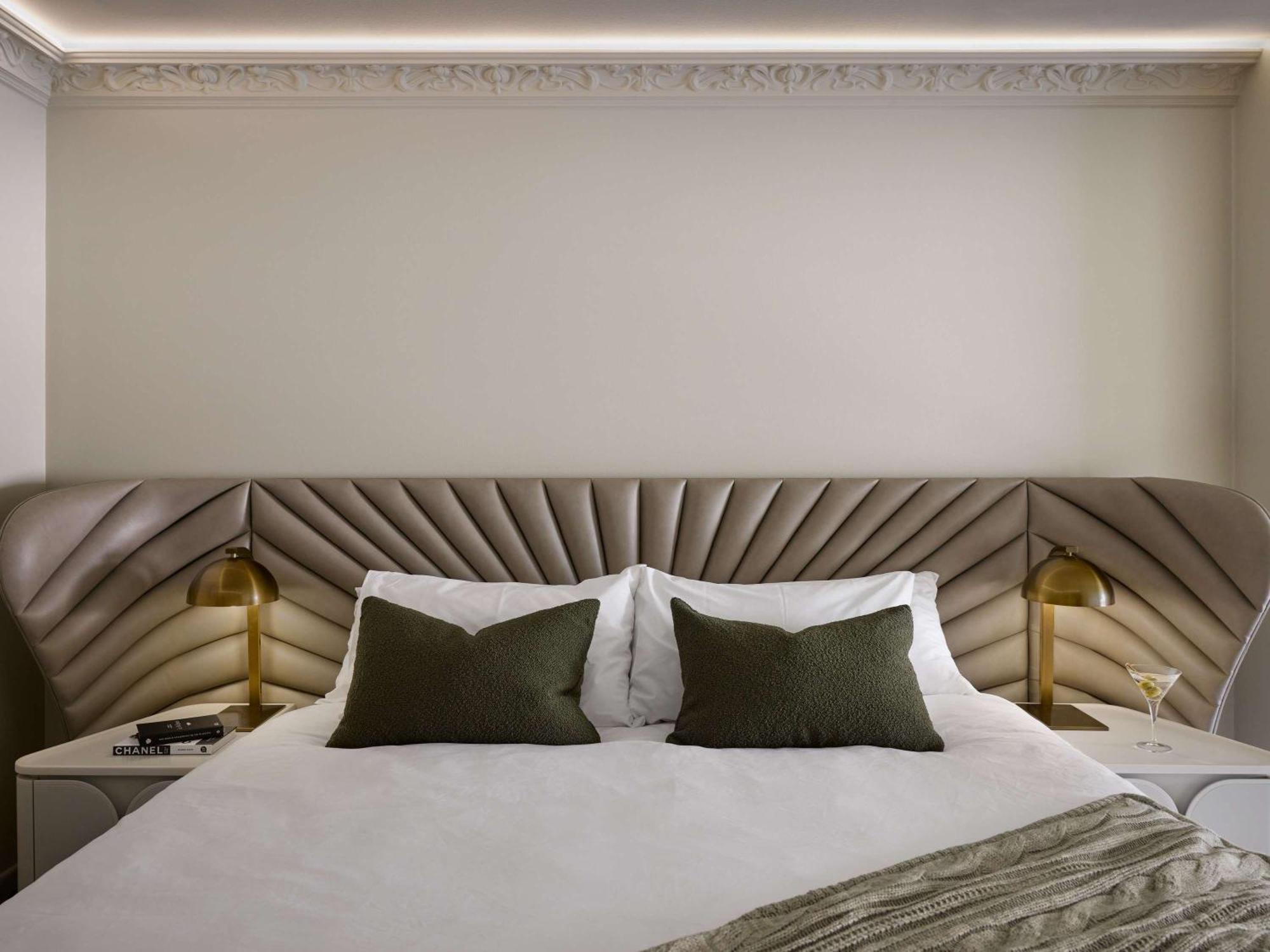 The Playford Adelaide - Mgallery מראה חיצוני תמונה A bed with a headboard